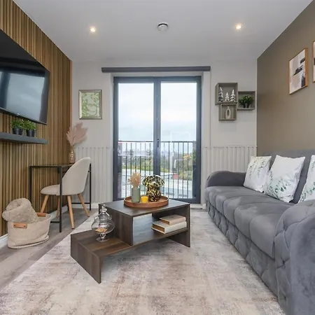 New - Work Or Relax - Centre - Springwell *